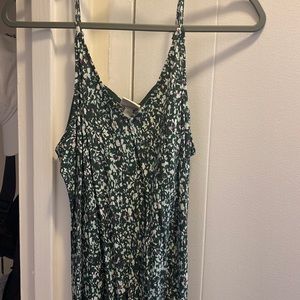 Green midi dress